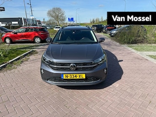 Volkswagen Taigo 1.0 TSI Life 110 PK| Orgineel Nederlands | Dealeronderhouden | Navigaite | Achteruitrijcamera | Trekhaak | Privacyglass | Digitale Cockpit