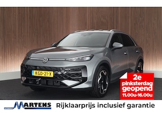 Volkswagen T-Roc 1.5 eTsi 150pk DSG R-Line First Edition Trekhaak Camera Keyless Stoelverwarming Virtual Cockpit Navigatie
