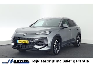 Volkswagen T-Roc 1.5 eTsi 150pk DSG R-Line First Edition Trekhaak Camera Keyless Stoelverwarming Virtual Cockpit Navigatie
