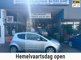 Mitsubishi Colt 1.3 Invite/ Automaat/met beeldscherm, Airco, NAP en een nieuwe APK!!!
