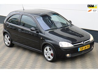 Opel Corsa 1.8-16V GSi 2De Eigenaar NAP Airco Nieuwe APK !!