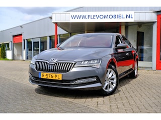 Skoda Superb 1.5 TSI ACT Business Edition Plus Navi|Half Leder|LED|Adapt.Cruise|CarPlay