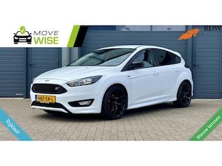Ford Focus 1.5 -4 Cil. 150pk | ST LINE | 149.000 KM | Camera | Cruise | Trekhaak | Rijklaar & Riem v.v. ! |