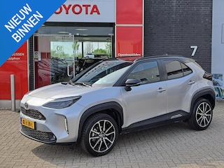 Toyota Yaris Cross 1.5 Hybrid 130 GR SPORT STOEL/STUURWIEL VERWARMING PDC VOOR EN ACHTER AD CRUISE CONTROL