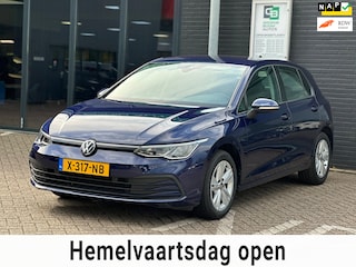 Volkswagen Golf 1.0 eTSI Life /DIGTAAL Cockpit/CAMERA/CARPLAY/SFEERVERLICHTING!!