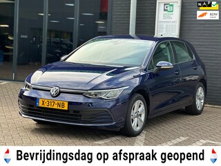 Volkswagen Golf 1.0 eTSI Life /DIGTAAL Cockpit/CAMERA/CARPLAY/SFEERVERLICHTING!!