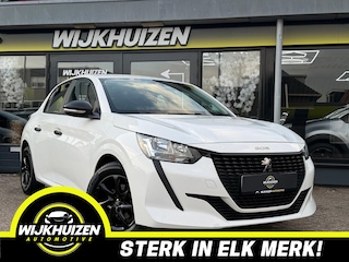 Peugeot 208 1.2 PureTech GT Black Edition met Climate !!! 15 Inch !!! Cruise !!! Dealer Onderhouden !!!