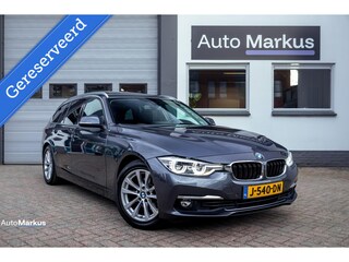 BMW 3-serie Touring 320i Luxury Line|Pano|HUD|B48|Memory|Keyless|Trekhaak|BTW