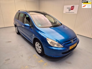 Peugeot 307 SW 1.6 16V Pack Airco Pano Dak Cruise Control Trekhaak