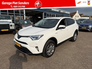 Toyota RAV4 2.5 Hybrid I Trekhaak I Camera I Stoel/stuur verw. I Adap. cruise I