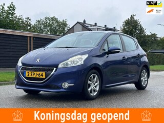 Peugeot 208 1.2 VTi Allure 5DR*Navigatie*Pano*Stoelverwarming*Cruise*Airco*LM velgen*Parkeersensoren*APK*