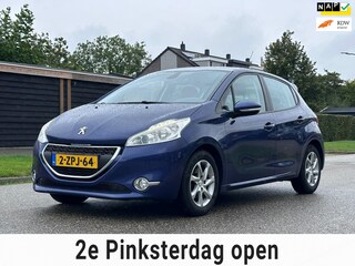 Peugeot 208 1.2 VTi Allure 5DR*Navigatie*Pano*Stoelverwarming*Cruise*Airco*LM velgen*Parkeersensoren*APK*