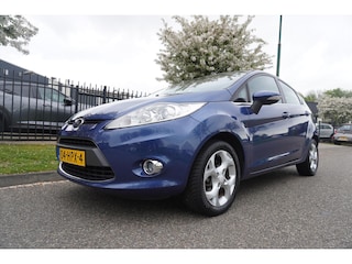 Ford Fiesta 1.25 82pk 5D Clima LM PDC Mooi en Goed