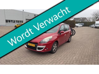 Renault Scénic 1.4 TCE 131pk Clima Cruise Navi Trekhaak 1300kg.
