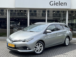 Toyota Auris 1.8 Hybrid Aspiration Plus | Facelift, Parkeersensoren, Navigatie, Lichtmetalen velgen, Parkeercamera, Bluetooth