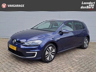 Volkswagen Golf | Parkeersensoren V+A | Cruise control adaptief | Navi | Automaat | Carplay | 100 % Elektrisch