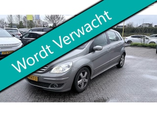 Mercedes-Benz B-klasse 200 Turbo 193pk LPG Automaat Airco Schuifdak Trekhaak 1500kg.