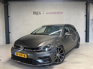 Volkswagen Golf 1.5 TSI Highline - R-Line - Massage - Carplay - KW Schoefset - 19 inch