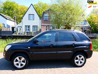 Kia Sportage 2.0 CVVT 142pk Clima Cruise Leder Schuifdak Trekhaak 1400kg.