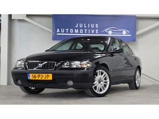 Volvo S60 2.4 Edition Dealer Onderhouden Trekhaak APK 03-2027 Garantie!