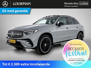 Mercedes-Benz GLC 300 e 4MATIC AMG Plug-In Hybride AMG line | Night Pakket | Trekhaak | Panorama Schuif-Kanteldak | 20 Inch AMG Velgen | Memory Voorstoelen. Inclusief 24 maanden Mercedes-Benz Certified garantie voor Europa.