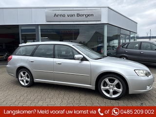 Subaru Legacy Touring Wagon 2.0R Comfort, climatronic, cruisecontrol, isofix, trekhaak, verwarmde voorstoelen, nette auto en top onderhouden !!