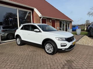 Volkswagen T-Roc 1.5 TSI STYLE BUSINESS AUTOMAAT