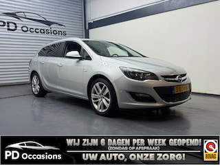 Opel Astra Sports Tourer 1.4 Turbo Cosmo - Camera - Trekhaak - Dodehoek - Clima - Navi