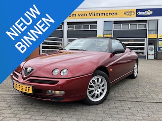Alfa Romeo Spider 3.0-12V V6