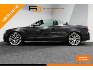 Audi A5 Cabriolet 3.0 TFSI quattro Pro Line / S Sportstoelen / Carbon interieur / Elektr. verstelbare voorstoelen (links met memory) / Bi-xenon verlichting / Magnetic Ride / Bang & Olufsen Sound System / Stoelverwarming / Luxe lederen bekleding / Navigatie / Climatronic / Cruise Control / PDC