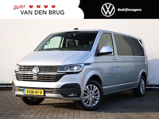 Volkswagen Transporter 2.0 TDI L2 DC Highline 150pk Automaat | Navi | Adaptive cruise control | App-Connect | Camera | LED |  Bijrijdersbank | Glaslook panelen |  Afneembare trekhaak | Betimmering |