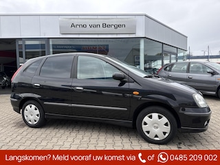 Nissan Almera Tino 1.8 Tekna, climatronic, navi, trekhaak, achteruitrijcamera, trekhaak, nette auto met een nieuwe APK.
