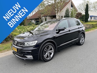 Volkswagen Tiguan 2.0 TSI 4Motion 180PK DSG R-line•ACC•Dynaudio