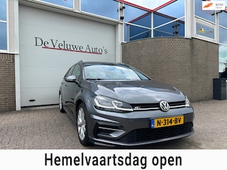 Volkswagen Golf 1.4 TSI Highline Business R|Carplay|Trekhaak