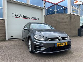 Volkswagen Golf 1.4 TSI Highline Business R|Carplay|Trekhaak