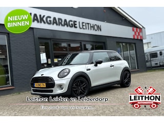 Mini Cooper 1.5 Business | Black Edition