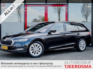 Skoda Octavia Combi 1.0 e-TSI Business Edition Plus | Trekhaak (afneembaar) | Stoelverwarming | Stuurwiel Verwarmd | HUD | Camera | Dode Hoek Detectie | LED Crystal Lightning | Metallic Lak | Lichtmetalen Velgen |