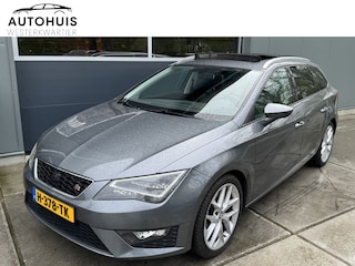 Seat Leon ST 1.4 TSI 150pk DSG FR Business Panoramadak Navigatie 18" Velgen Trekhaak