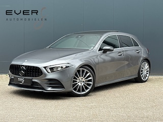 Mercedes-Benz A-klasse 250, 224PK, A35/Optiek, AMG, Pano/Dak, Sport/Uitlaat, Wide/Screen, Sport/Stoelen, Led, PDC, 19' AMG