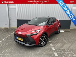Toyota C-HR 1.8 Hybrid 140 First Edition | Bi-Tone parelmoer | Groot navigatie | Dode hoek detectie | Winterpakket | Parkeersensoren rondom |