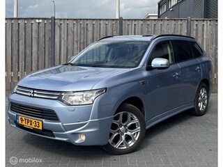 Mitsubishi Outlander 2.0 PHEV Instyle+/BTW-auto/Navi/Pano/