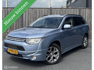 Mitsubishi Outlander 2.0 PHEV Instyle+/BTW-auto/Navi/Pano/