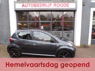 Toyota Aygo 1.0-12V 5-Drs Comfort AIRCO,NIEUWE APK !! ''ZONDAG OPEN''