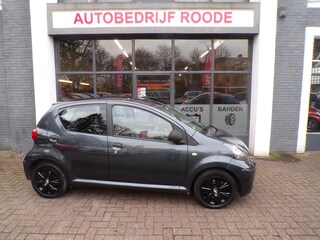 Toyota Aygo 1.0-12V 5-Drs Comfort AIRCO,NIEUWE APK !! ''ZONDAG OPEN''
