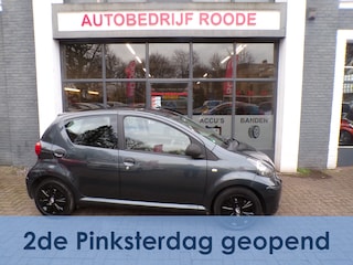 Toyota Aygo 1.0-12V 5-Drs Comfort AIRCO,NIEUWE APK !! ''ZONDAG OPEN''