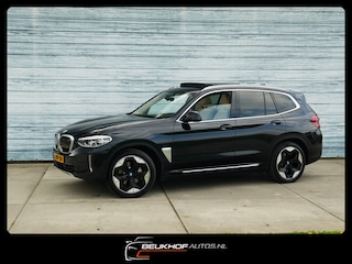 BMW iX3 High Executive 80 kWh Pano Xenon Virtual Soh 95%
