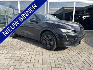 Peugeot 408 1.2 PureTech Allure 130 EAT8 Carplay / Led / Camera / Cruise / Clima