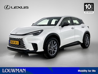 Lexus LBX Business Line 2WD | Navigatie | Stoel- en Stuurverwarming | Parkeersensoren voor + achter |