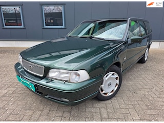 Volvo V70 2.5 T Comfort Luxury, netto € 7.395, 4ever Youngtimer, bijtelvriendelijk!