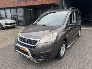 Peugeot Partner 1.2 Active 5 PERS NAVI TREKHAAK AIRCO PDC FRONTBAR SIDEBAR ORIG NL NAP